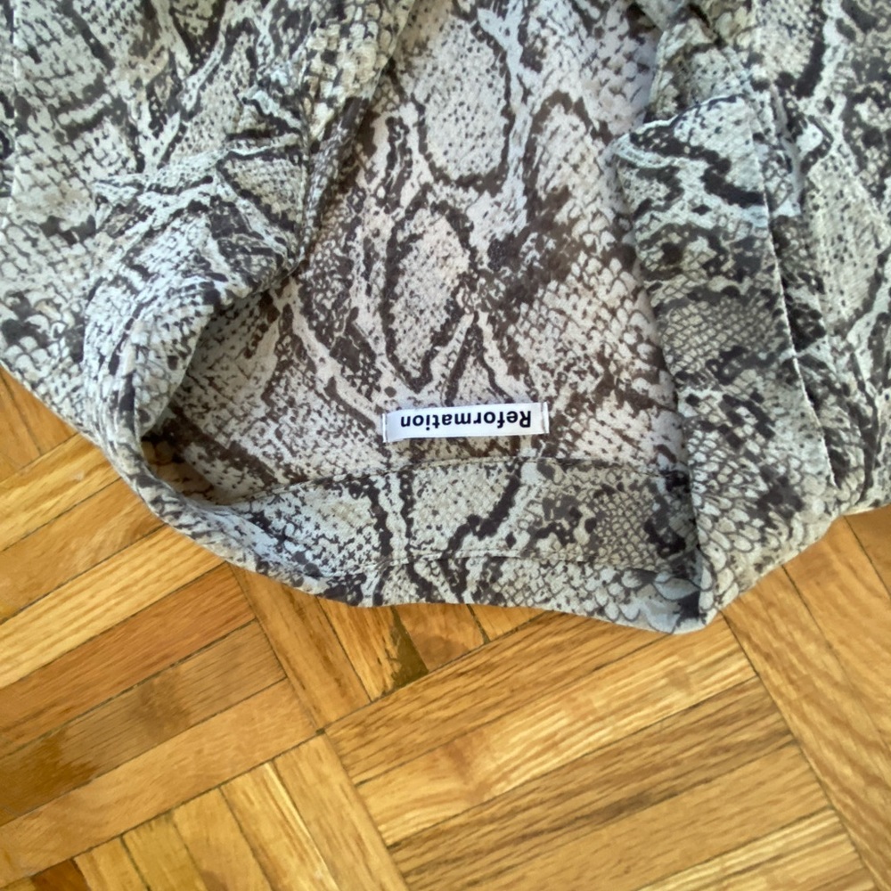 Reformation Python Button up shirt - Picture 3 of 8